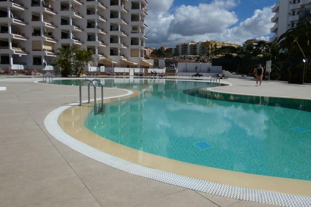 San Marino Apartment ลอส กริสเตียนอส ภายนอก รูปภาพ